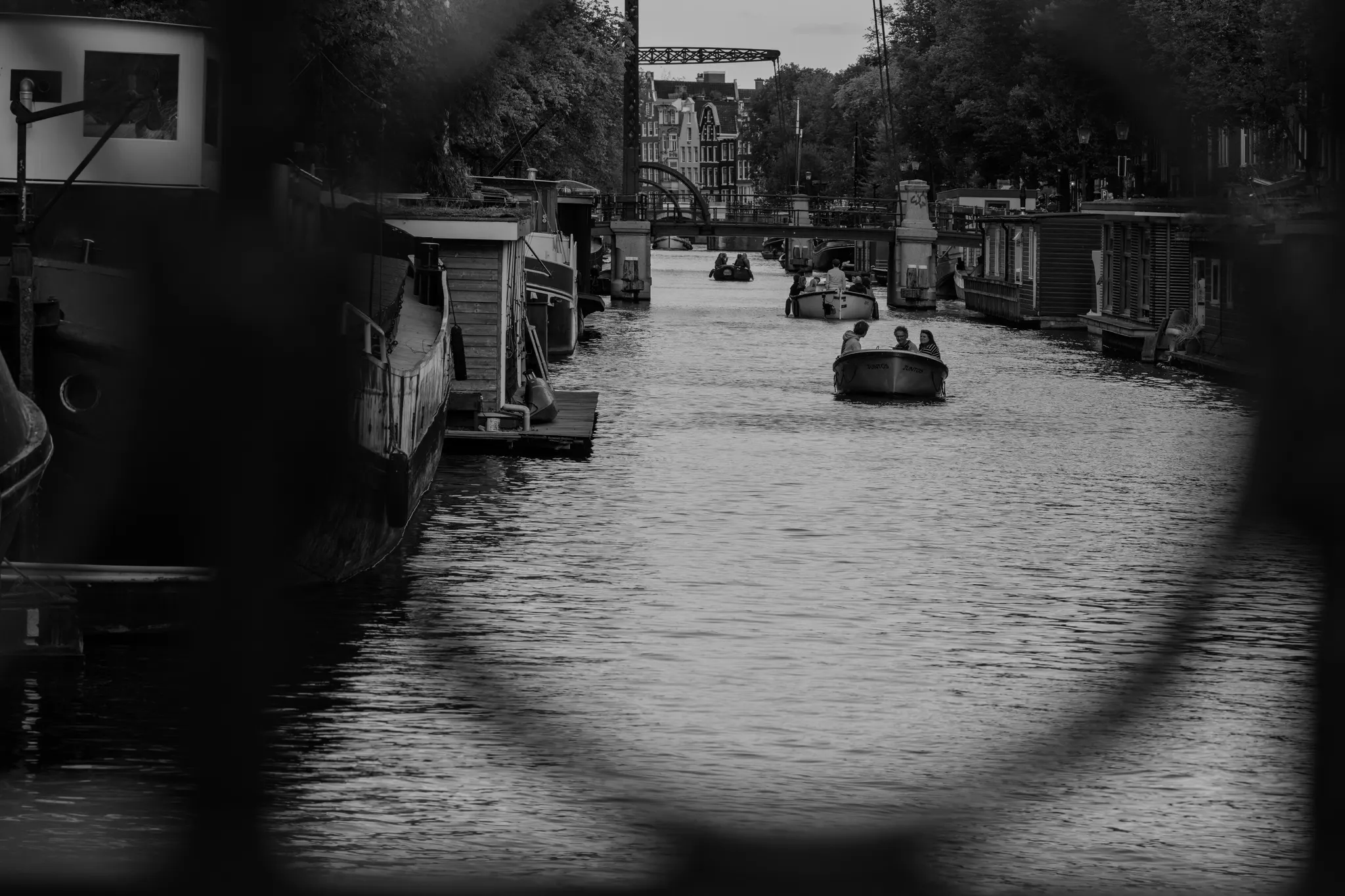 The Brouwersgracht lined up with the setting sun, 20:37