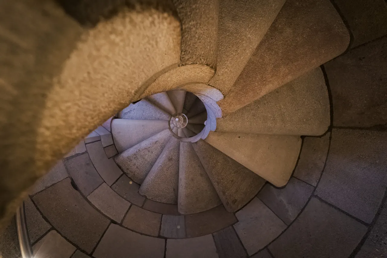 Escalier en colimaçon vu d'en haut